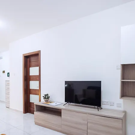 Lejlighed Modern 2 Bedroom With Balcony - Xemx *