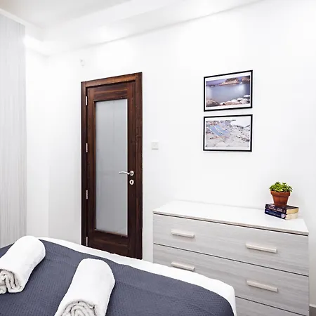 Modern 2 Bedroom With Balcony - Xemx Gzira