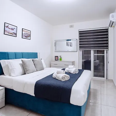 Modern 2 Bedroom With Balcony - Xemx