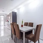 Modern Two Bedroom In Xemx By Malta Sunnylets Apartment