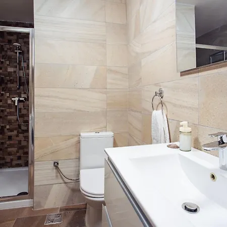 Modern 2 Bedroom With Balcony - Xemx * Gżira