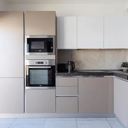 Apartment Modern Two Bedroom In Xemx By Malta Sunnylets