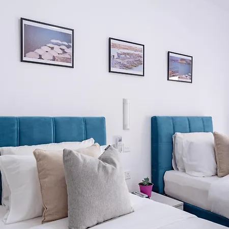 Modern 2 Bedroom With Balcony - Xemx Apartman *